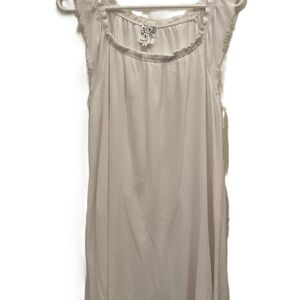 Naïf White Sleeveless Top